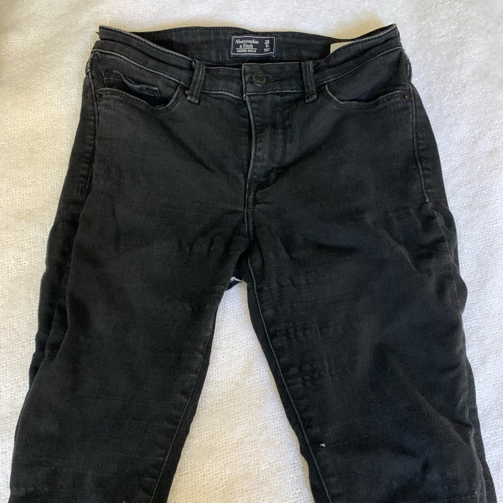 black jeggings